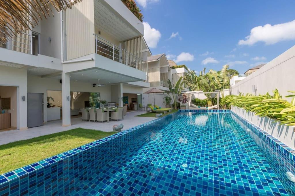 5-bdr With A Club And 5* Service Villa Mae Nam